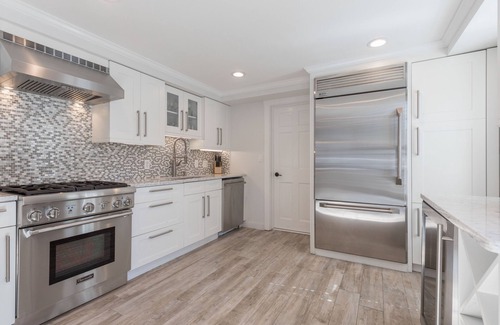 Nantucket Town House | 45A Beautifully Renovated Home Near Town Center