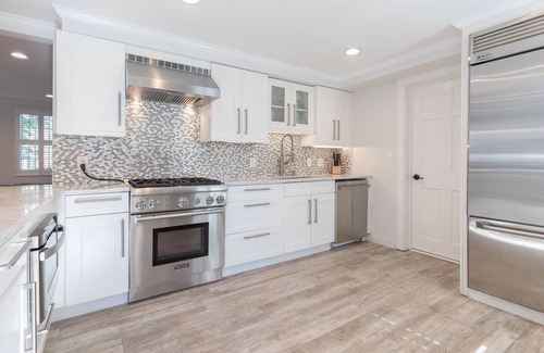 Nantucket Town House | 45A Beautifully Renovated Home Near Town Center