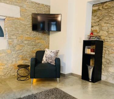 Bastide Saint-Louis Apartment | 45BB Apartment