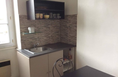 Leon Blum - Bon Coin Apartment | 45m² Metro Centre Lyon 100m away Fitted kitchen Wifi Netflix