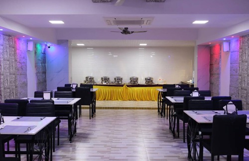 Vijayawada Hotel | 46 m² Hotel ∙ 4 guests