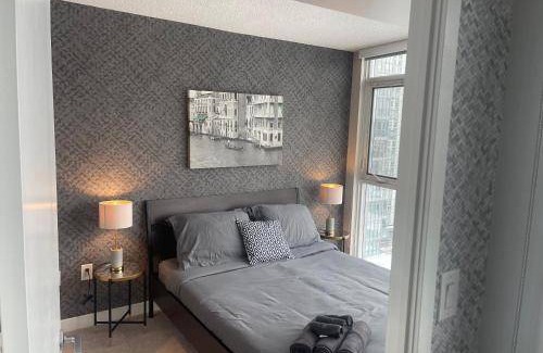 Humber Bay Shores Apartment | 46 m² Apartment ∙ 1 bedroom ∙ 2 guests
