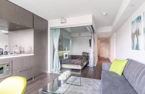 Bloor-Yorkville Apartment | 46 m² Apartment ∙ 1 bedroom ∙ 4 guests