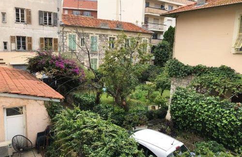 Liberation Apartment | 46 m² Apartment ∙ 2 bedrooms ∙ 4 guests