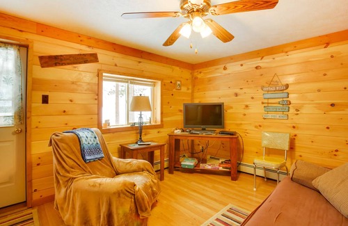 Interlochen House | 46 m² House ∙ 2 bedrooms ∙ 6 guests