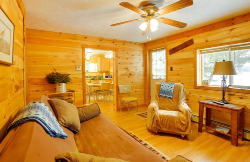 Interlochen House | 46 m² House ∙ 2 bedrooms ∙ 6 guests