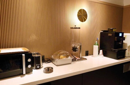 Sincheondong Hotel | 46 m² Motel ∙ 127 guests