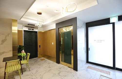Sincheondong Hotel | 46 m² Motel ∙ 127 guests
