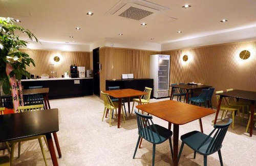 Sincheondong Hotel | 46 m² Motel ∙ 127 guests