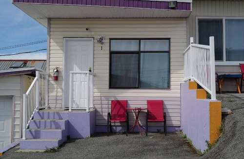 Powell River Hotel | 46 m² Motel ∙ 5 guests