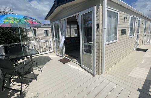 Pevensey Ski Chalet | 46 Tower View Pevensey Bay Holiday Park