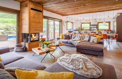 Saint-Gervais-les-Bains Ski Chalet | 460 m² Chalet ∙ 7 bedrooms ∙ 14 guests
