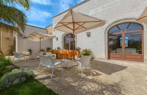 Borgagne House | 460 m² Farmhouse ∙ 6 bedrooms ∙ 20 guests