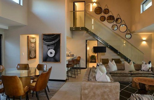 Ledig Hotel | 460 m² Hotel ∙ 4 bedrooms ∙ 10 guests