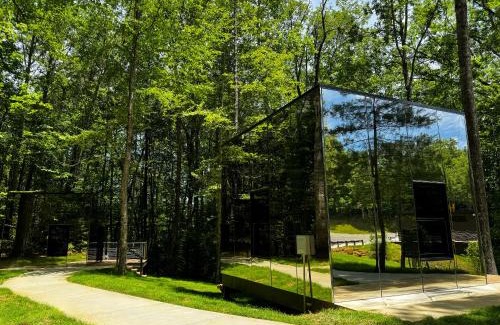 Balsam Grove House | 460 Reflections Mirror Cabin