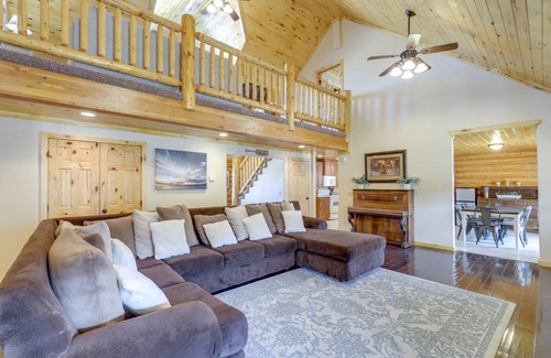 Sterling House | 464 m² House ∙ 6 bedrooms ∙ 17 guests