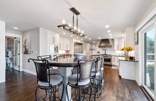Fort Collins House | 465 m² House ∙ 5 bedrooms ∙ 10 guests