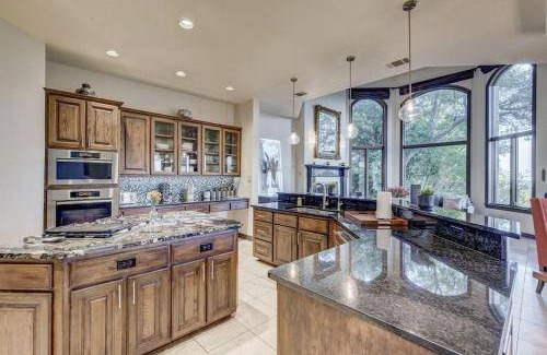 Austin House | 465 m² House ∙ 6 bedrooms ∙ 18 guests