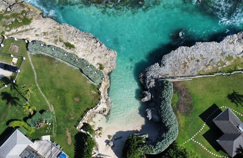 Work Hall Villa | 465 m² Villa ∙ 3 bedrooms ∙ 6 guests
