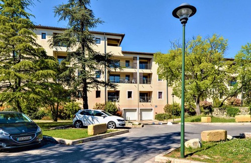 Uzes Apartment | 47 m² Apartment ∙ 2 bedrooms ∙ 6 guests