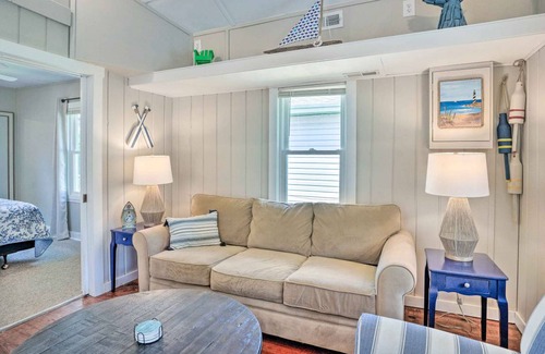 Colonial Beach Cottage | 47 m² Cabin ∙ 1 bedroom ∙ 4 guests