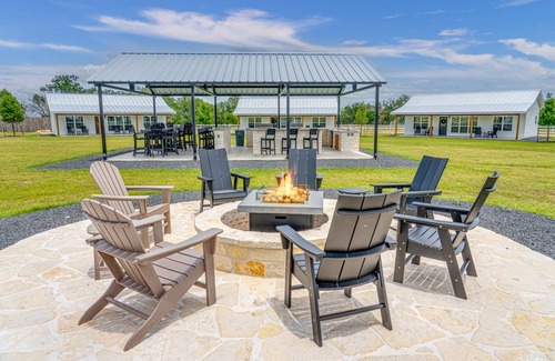 Fredericksburg Cottage | 47 m² Cabin ∙ 2 bedrooms ∙ 4 guests