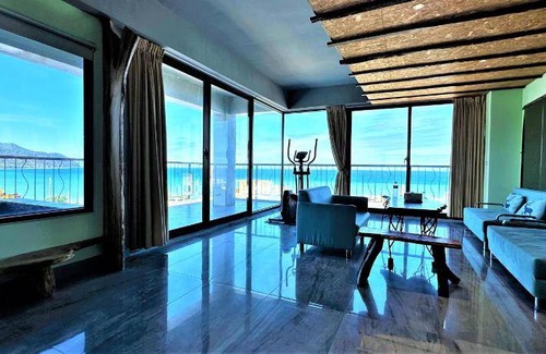 Eluan Hotel | 470 m² Motel ∙ 9 bedrooms ∙ 30 guests