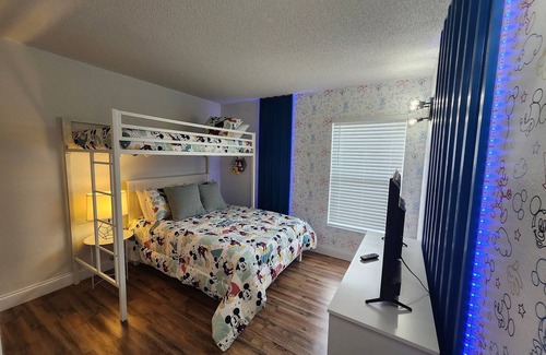 Lake Berkley House | 4709 - 3BD/2BA Private Pool/Cinema