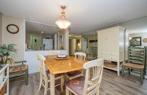 Sea Pines Villa | 473 Plantation Club: Quick walk to Beach, Free Bikes, Pool