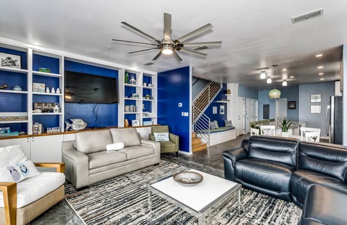 White Sands First Villa | 477 Fort Pickens Rd.