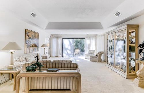 Heritage Woods House | 48 Deer Run Lane
