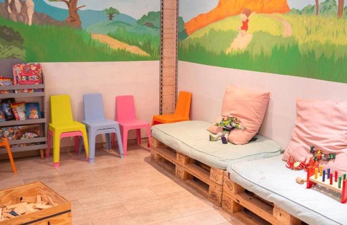Arinsal Hotel | 48 m² Hotel ∙ 127 guests