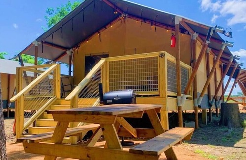 Fentress Cabin | #48 Son's River Ranch Safari Cabin