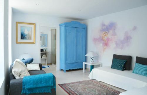 Dun-le-Palestel Apartment | 48 Urban Suites