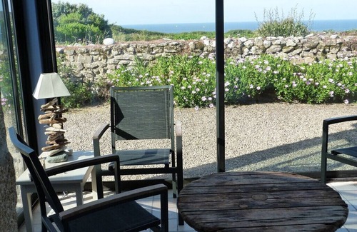 Plouhinec House | 481-Fisherman's cottage, 180° sea view, near beaches.