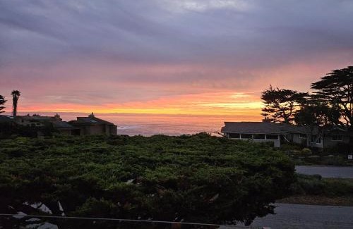 San Simeon House | 4812 Windsor Bl.