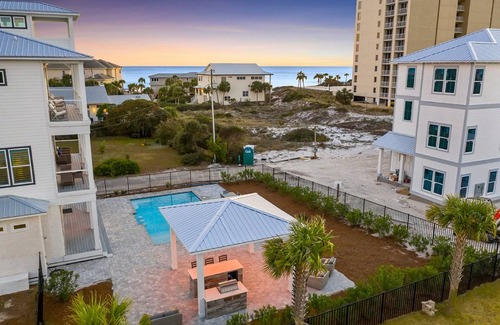 Gulf Pines House | 483 m² House ∙ 6 bedrooms ∙ 24 guests