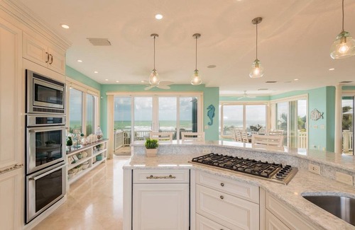 Melbourne Beach Villa | 487 m² Villa ∙ 4 bedrooms ∙ 8 guests