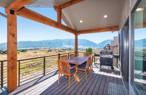 Wolf Creek House | 488 m² House ∙ 3 bedrooms ∙ 10 guests