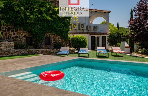 Vall-Llobrega House | 488 m² House ∙ 7 bedrooms ∙ 12 guests