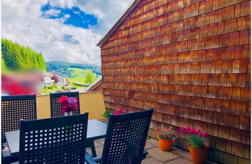 Furtwangen Apartment | 48qm Ferienwohnung mit großer Terrasse im Schwarzwald