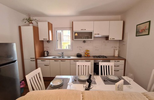 Stari Grad Apartment | 49 m² Apartment ∙ 1 bedroom ∙ 3 guests
