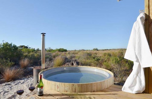 Yzerfontein Bed & Breakfast | 49 m² Bed and breakfast ∙ 2 bedrooms ∙ 4 guests