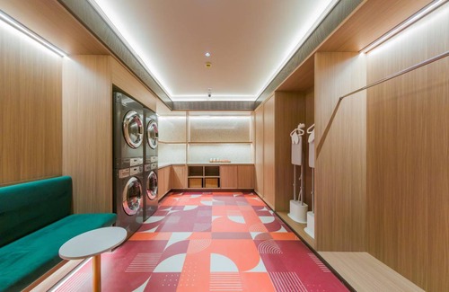 Lixia District Hotel | 49 m² Hotel ∙ 4 guests