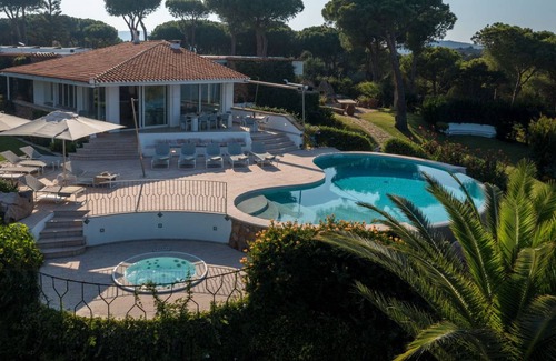 Capo Coda Cavallo Villa | 490 m² Villa ∙ 8 bedrooms ∙ 16 guests