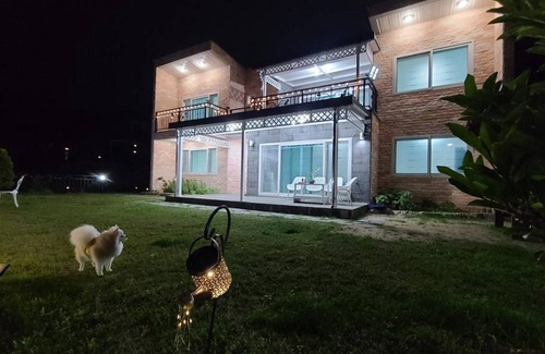 Geoje House | 495 m² House ∙ 3 bedrooms ∙ 8 guests