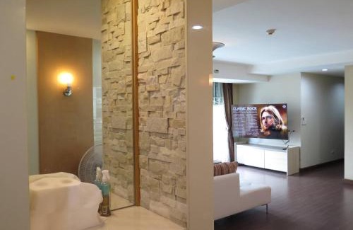 Khlong Toei Nuea Apartment | 4B-Short-term rental allowed-2BRs Downtown Bangkok