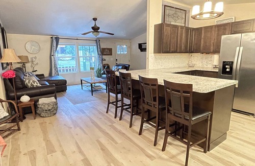 West Hills House | 4BD/2BA Forest Retreat with Garden in Silverdale, WA with Full Chefs Kitchen