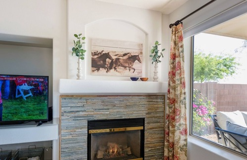 Desert View Village House | 4BD/3BTH Desert Home Near Golf Course - Sleeps 12