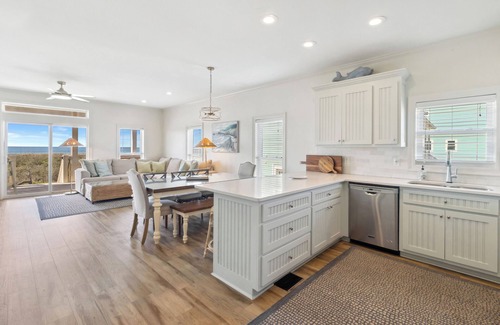 Cape San Blas House | 4bd/4ba gulf front home w/pool and private beach access on North Cape San Blas